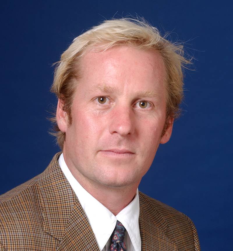 Graham Benton Head Shot 